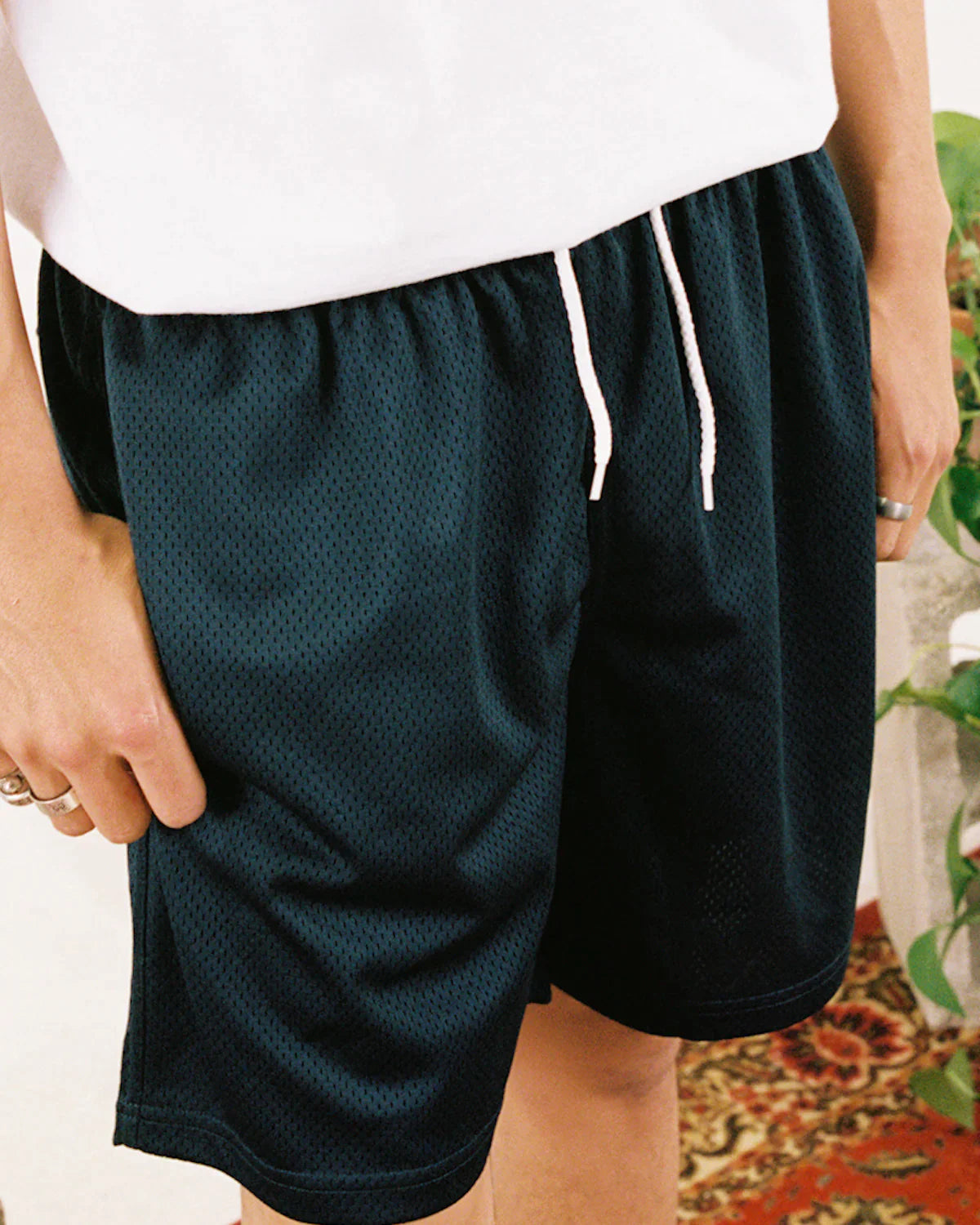 MESH TRACK SHORTS - ONYX